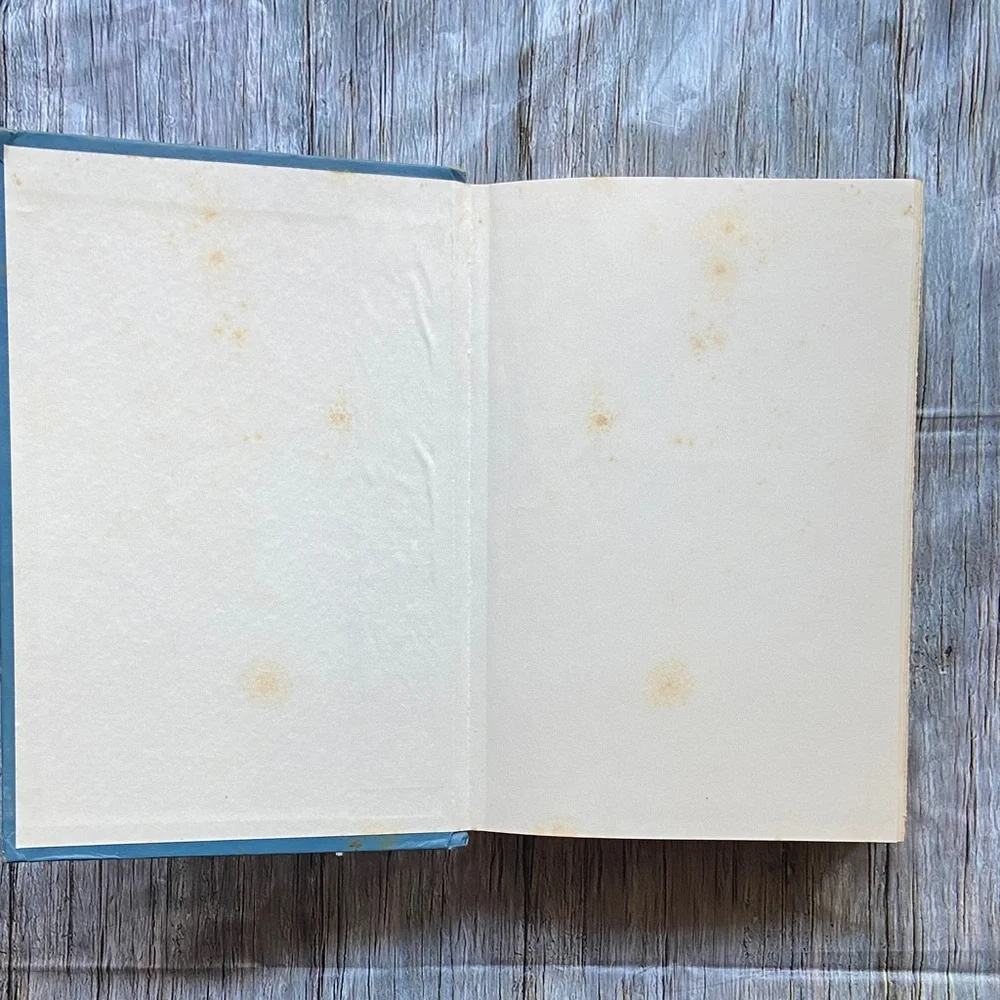 Vintage Classic 'Gone with the Wind' Book copyright 1964 (second printing)